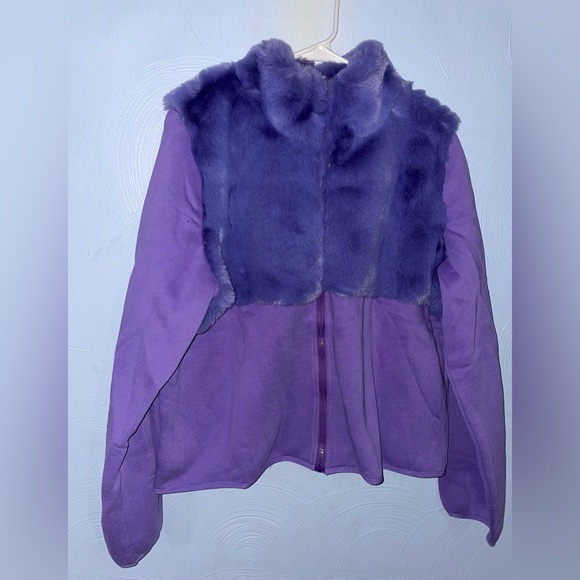 NWT Women’s Large Gigio Purple Faux Fur Zip Up Jacket - Picture 2 of 5